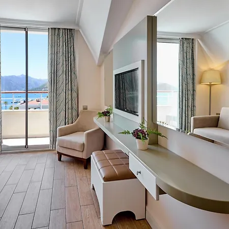 Otel Asli 3*